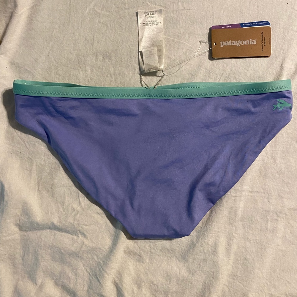 Bikini - Picture 2 of 9